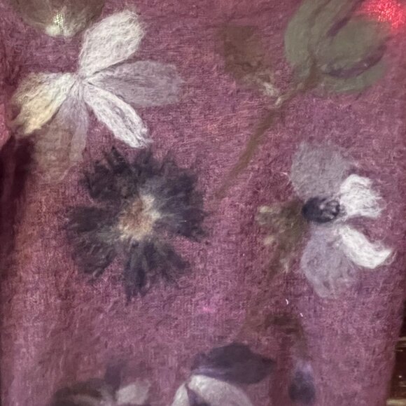 GIGI Woman Cashemere Mohaire Purple Floral Sweater - Picture 5 of 12